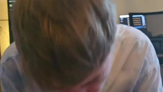 Выебал в рот студента и кончил