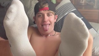 Cute Twunk with White Socks Jerks his Big Dick