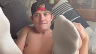 Cute Twunk with White Socks Jerks his Big Dick