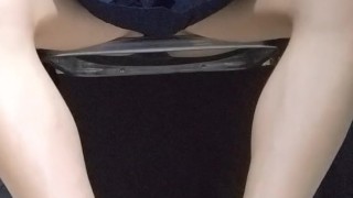 女装した男の娘が、白靴下を履いて足コキチャレンジをしてみた！