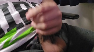 射精無しで包茎チンポを激しく擦って興奮度を上げていく様子