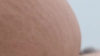 همسرم خیلی هوس رابطه جنسی می کند، امروز این پنجمین بار است که رابطه جنسی دارد🥵