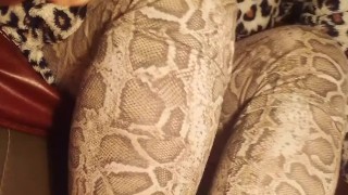 Spanish milf feet massage