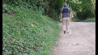 MATURE EXPERIENCE WITH DONKEY WATCH IT UNTIL THE END, MILKY