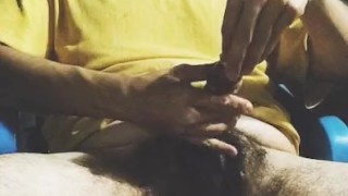 HASTA EL FONDO SE LA METO CON CONDÓN Y ME VENGO