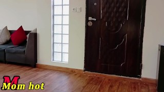 برای کار به یک ویلا رفتم.صاحخونه تنها بود و ازم خواست که سکس کنیم تا استخدام بشم