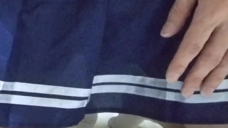 男のーを買ってオナニーしていたら、おしっこを漏らしちゃった・・・