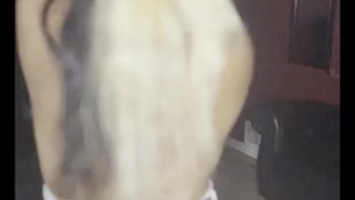 Online Mommy dances for her Cucks