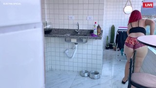 Dia 17 #voyeur - Ela fazendo faxina é uma delícia, que bunda gostosa