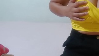 Mujerlatinajovenmasturbandose