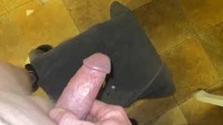 Cumming so fast!!