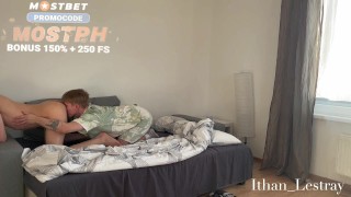 Глубокий головой минет твинку с большим членом