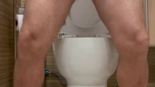 Me lavo los huevos me pongocanchomdo