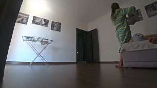 Настоящая измена. Жена изменяет мужу, прежде чем он вернется домой.