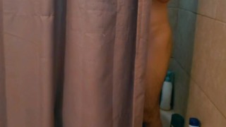 Getting wet and jerking myself off