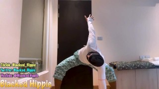 A 20 min full body stretch and give yourself and energy boost in the morning! Perfect pra