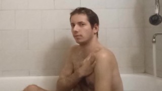 Gergely Molnar - Sensual bath alone after dinner