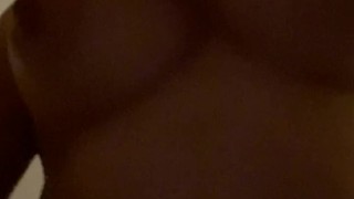 MIS TETAS 4