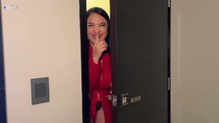 Tetona se folla al ebano novio de su hermana a escondidas - Daniela Gomez