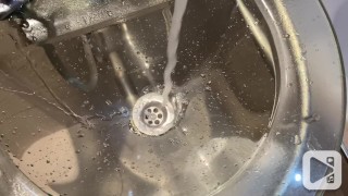 Parlanchin religioso engañando a su novia Ft Reyna Tirana