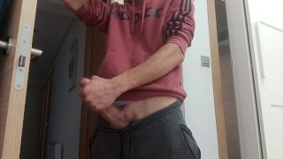 I Finish the Rich Handjob of this Huge Hard Cock that Spreads the Sperm in Jets Everywhere