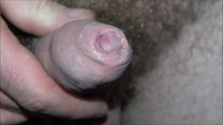 foreskin peeing