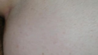 Se da sentones por el culito y le encanta FT Lunamony