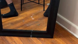 A little mirror action