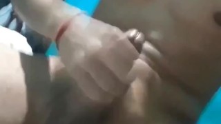 Me masturbo hasta venirme como fuente