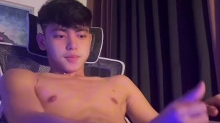 Ang dami kong naipon na tamod ang sarap