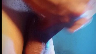 "Guy masturbates his veiny cock to please you"
