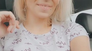 Come with me to piss 🤤 Just got out of the garden 🙊😘