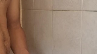 English BBC stroking in the shower