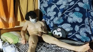 Lezat se corre despues de aceitarse, tarda en venirse pero es mucha leche