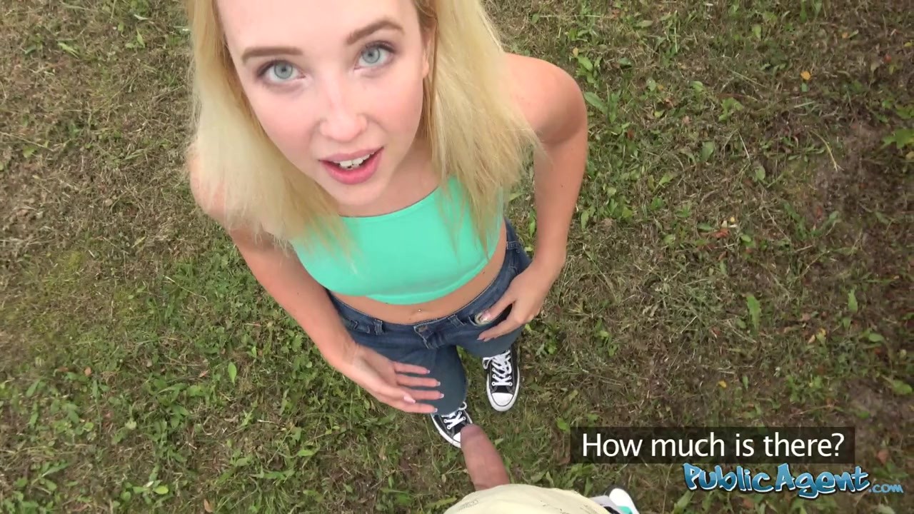 Public Agent Hot USA tourist college girl in Czech Republic asks for  directions and ends up fucking a big dick outdoors