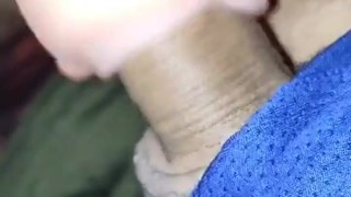 Me jalo la polla y me saco la leche - My Handjob at 2:00 a.m.