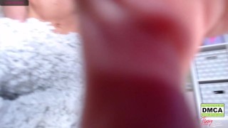 The best cowgirl with a tight pussy close-up. A huge cock enters a tight pussy.