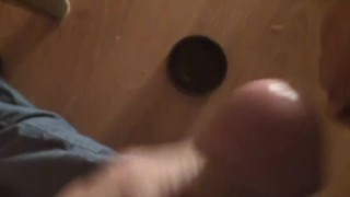 Masturbating and get a doubleshot cum