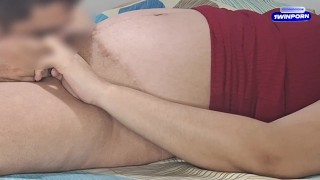 MILF casada da bunda grande é chupada pelo seu corno