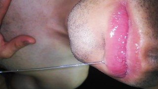 tongue, saliva, lengua , sloopy, sucking, escupir fetish, lengua larga y babeante primer plano