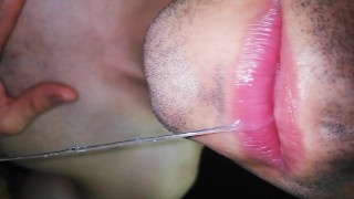 tongue, saliva, lengua , sloopy, sucking, escupir fetish, lengua larga y babeante primer plano