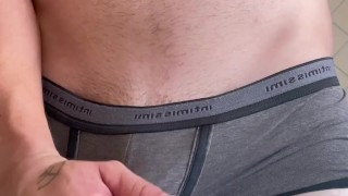 Mi masturbo nel bagno di un’amica💦💦💦💦