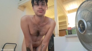 jerk off dotato troia italiana che ti riempie di parolacce
