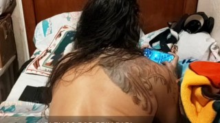 ASMR Sumiso macho juega al lol mientras extraños observan. Solo gay.