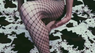 During sex, the wife demonstrates a striptease