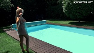 Lisi Kitty seduces producer underwater