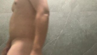 Sinalsal nanaman ang burat na mataba (Sarap labasan ng malapot na tamod)