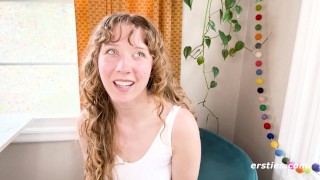 Ersties - US babe Margo A. uses big dildo to squirt