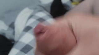 Jerking off my 4 inch