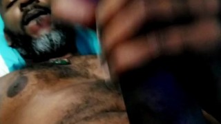 Mr Showtime69 shows off his Morning Wood and edges